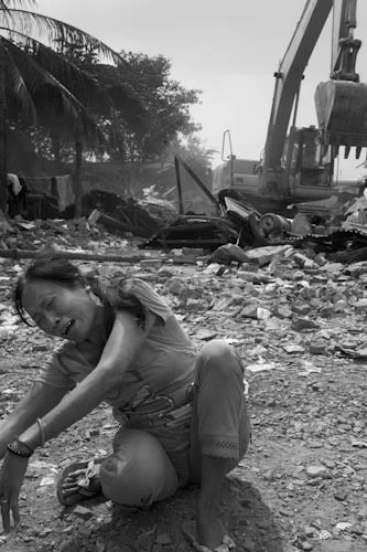 CAMBODIA. Phnom Penh. 3/01/2012: Woman crying for the loss of her property during final eviction of the Borei Keila community.