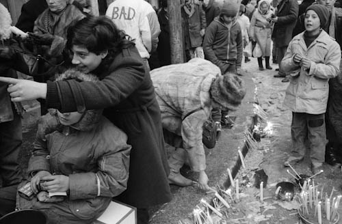 ROMANIA. Bucarest. 2/01/1990: Commemorating victims after the revolution which toppled Nicolae Ceaucescu.