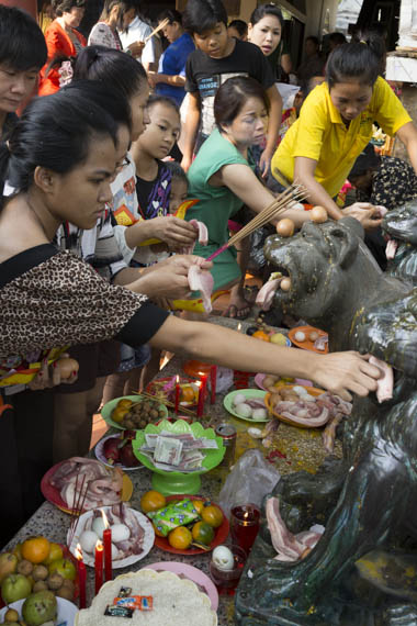 CAMBODIA. Phnom Penh. 11/02/2013: Lunar New year celebrations at the Chinese temple on Wat Phnom.