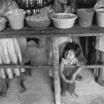 MEXICO. Maya Tecum. 25/06/1988: Guatemalan refugees standing in line at the mill. Twice a day the women come to grind the corn for the tortillas.