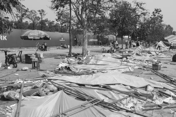 CAMBODIA. Phnom Penh.4/01/2014: Freedom Place evacuated by breakers commissioned by the authorities.