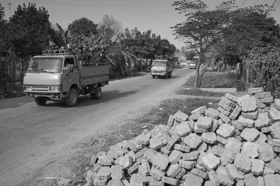 CAMBODIA. Treuy Sla (Kandal). 21/01/2014: A heavy riot police presence prevented an opposition CNRP meeting with Sam Rainsy and Kem Sokha, CNRP co-presidents, to take place.